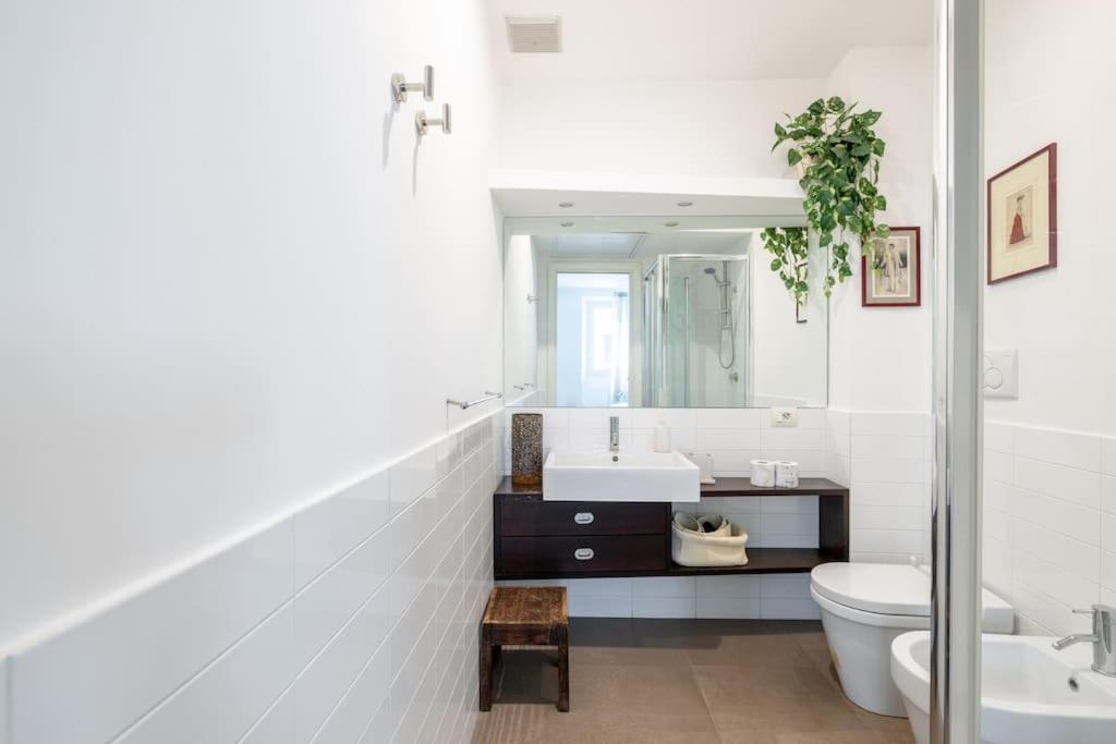 Hospitalityrome Monti Leonina With Terrace Apartment Bagian luar foto