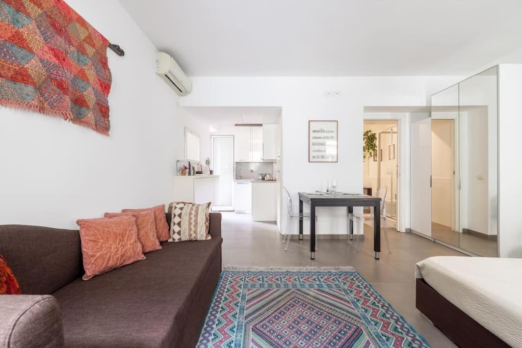 Hospitalityrome Monti Leonina With Terrace Apartment Bagian luar foto